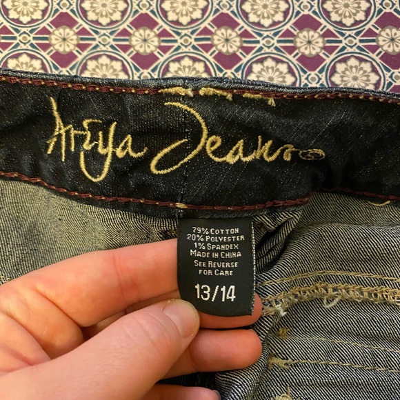 Jean Shorts - Picture 3 of 3